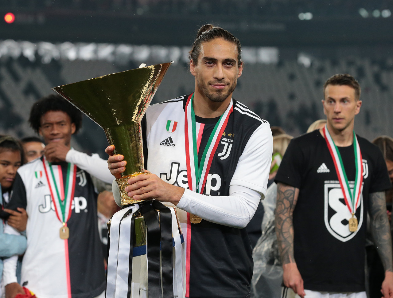 祝塞尔吉尼奥生日快乐