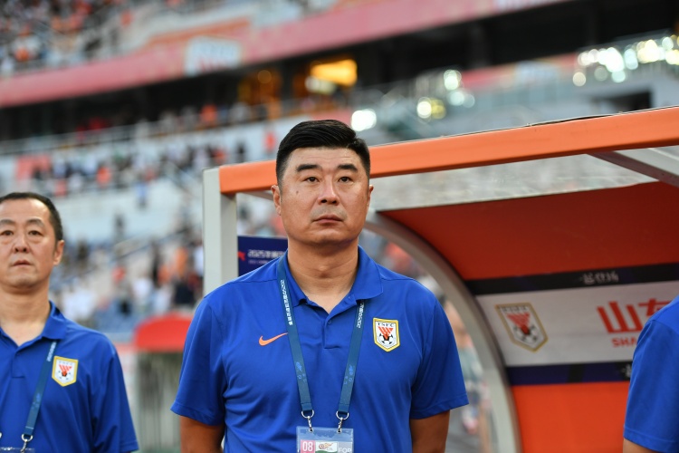 图多尔：很多问题都与教练能力无关，四后卫都凑不齐你说怎么办？