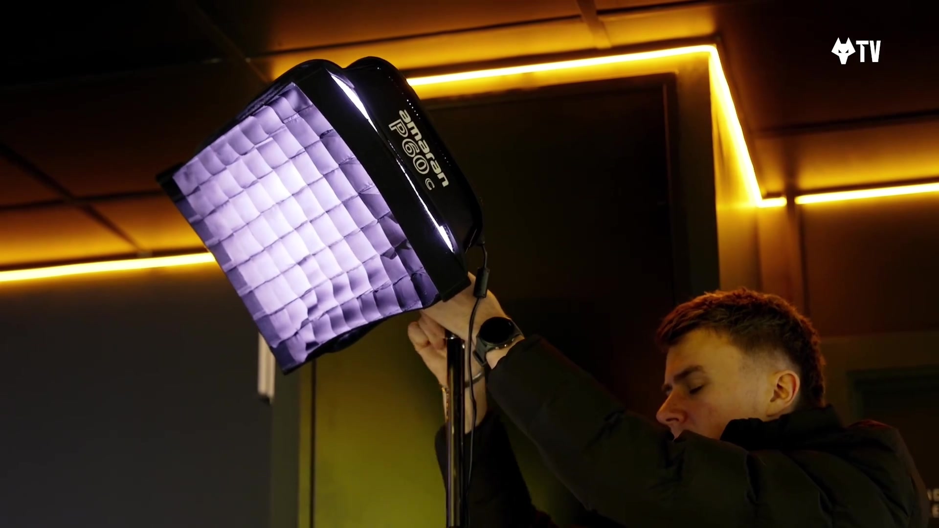 欧足联官方：3个替代方案均被阿足协拒绝，后者提议世界杯后举办